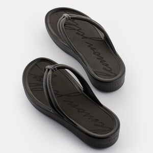 LEMON JELLY Mare Black Vegan Black Platform Flip Flops